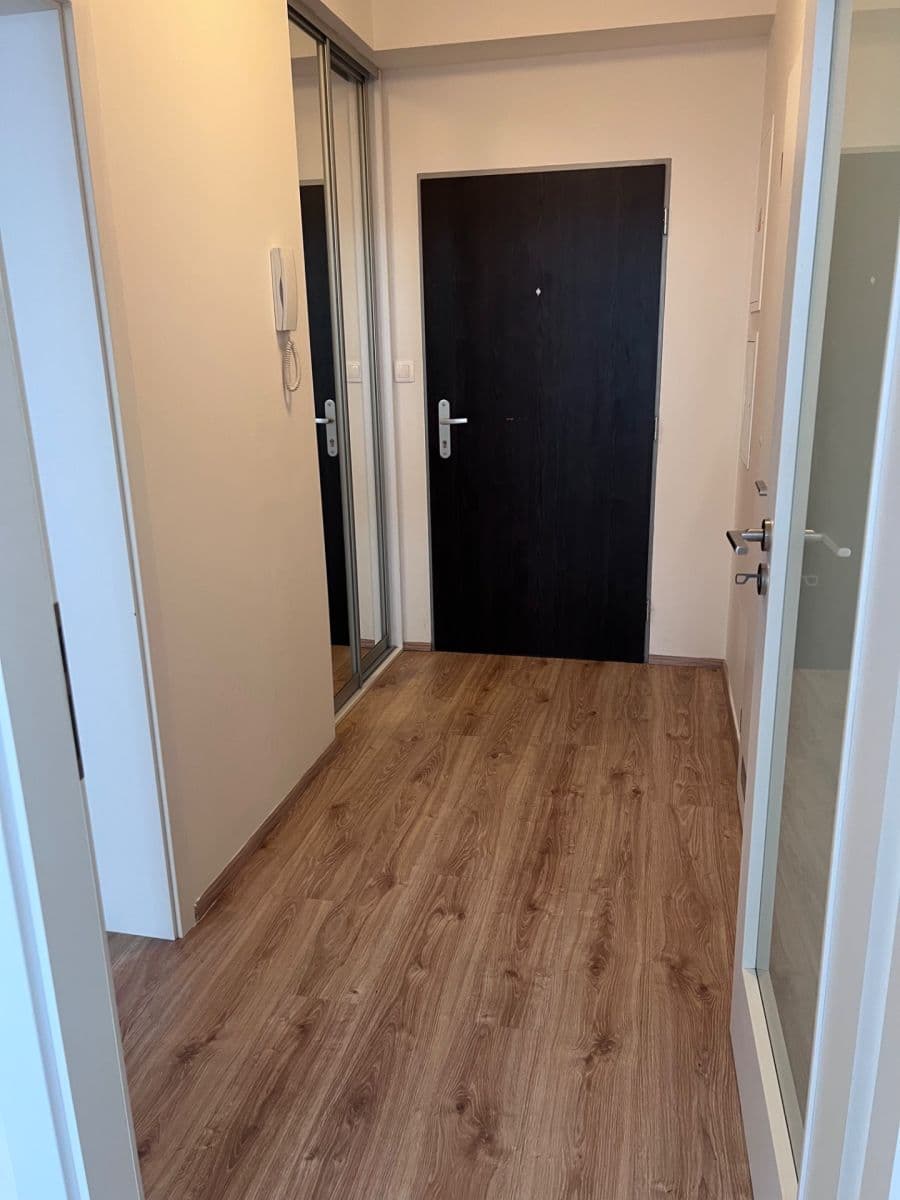 Prenájom bytu 2-izbový 53 m², Za Vackovem, Praha, Praha Prenájom bytu 2-izbový 53 m², Za Vackovem, Praha, Praha