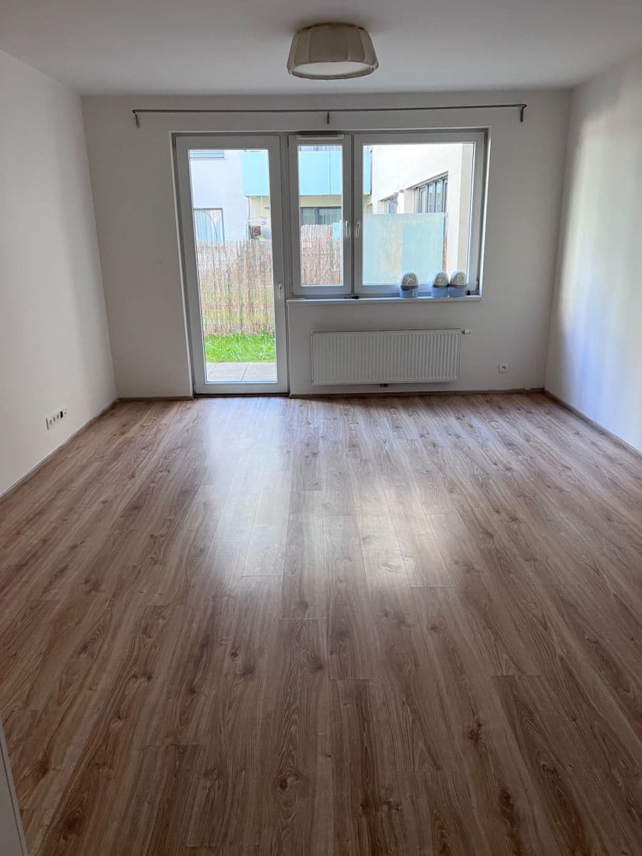 Prenájom bytu 2-izbový 53 m², Za Vackovem, Praha, Praha Prenájom bytu 2-izbový 53 m², Za Vackovem, Praha, Praha