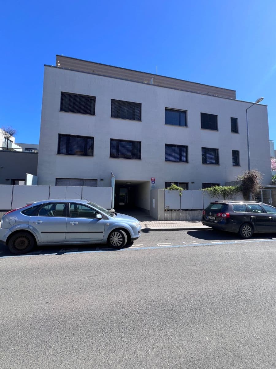 Prenájom bytu 2-izbový 53 m², Za Vackovem, Praha, Praha Prenájom bytu 2-izbový 53 m², Za Vackovem, Praha, Praha