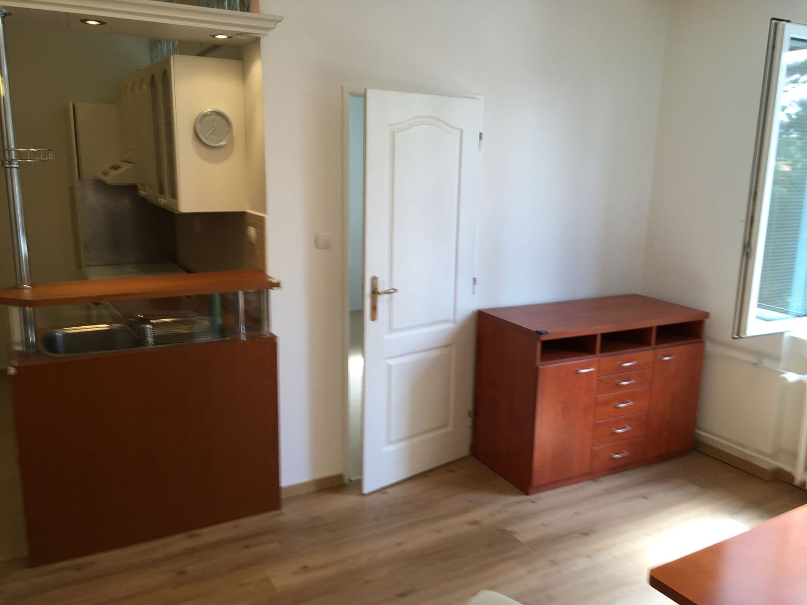 Prenájom bytu 3-izbový 53 m², Poděbradská, Praha, Praha Prenájom bytu 3-izbový 53 m², Poděbradská, Praha, Praha