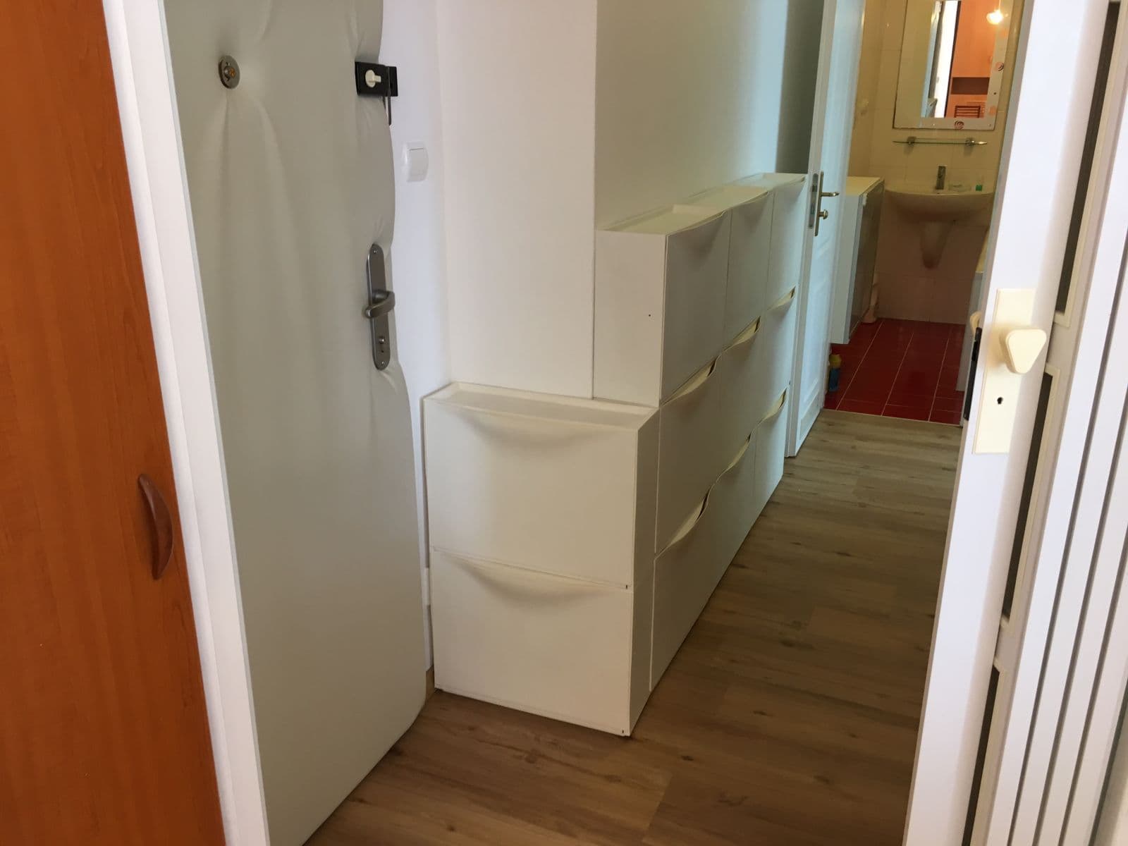 Prenájom bytu 3-izbový 53 m², Poděbradská, Praha, Praha Prenájom bytu 3-izbový 53 m², Poděbradská, Praha, Praha