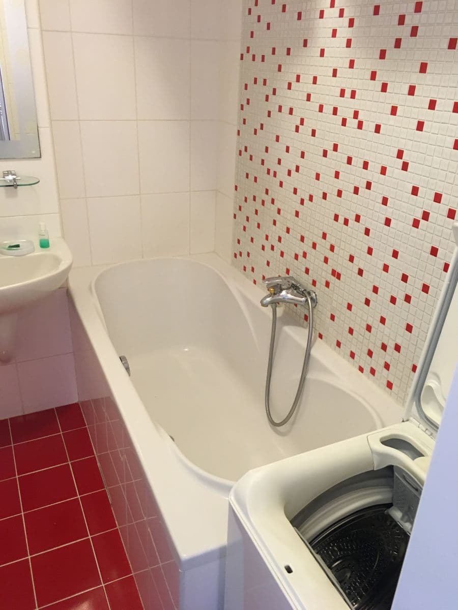 Prenájom bytu 3-izbový 53 m², Poděbradská, Praha, Praha Prenájom bytu 3-izbový 53 m², Poděbradská, Praha, Praha