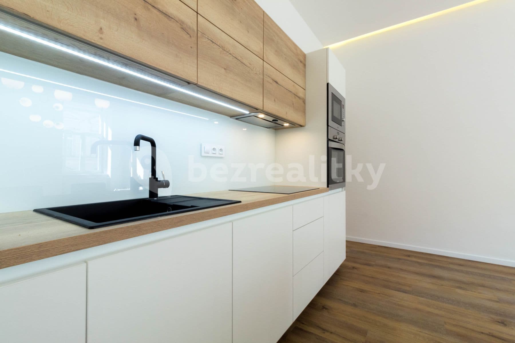 Prenájom bytu 2-izbový 64 m², Vlhká, Brno, Jihomoravský kraj Prenájom bytu 2-izbový 64 m², Vlhká, Brno, Jihomoravský kraj