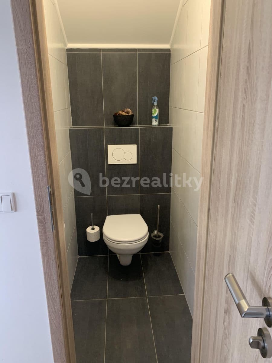 Prenájom bytu 3-izbový 81 m², Schoellerova, Praha, Praha Prenájom bytu 3-izbový 81 m², Schoellerova, Praha, Praha