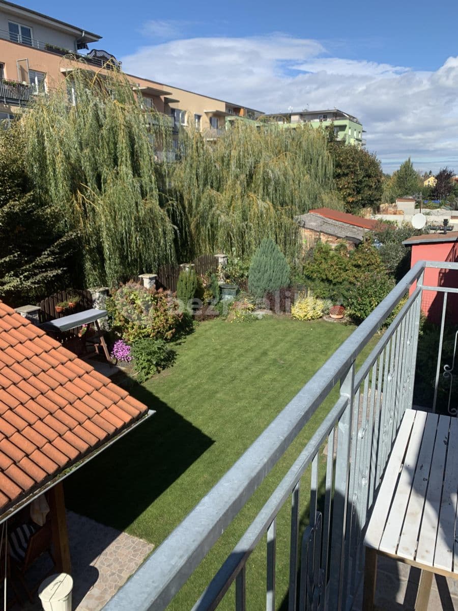 Prenájom bytu 3-izbový 81 m², Schoellerova, Praha, Praha Prenájom bytu 3-izbový 81 m², Schoellerova, Praha, Praha