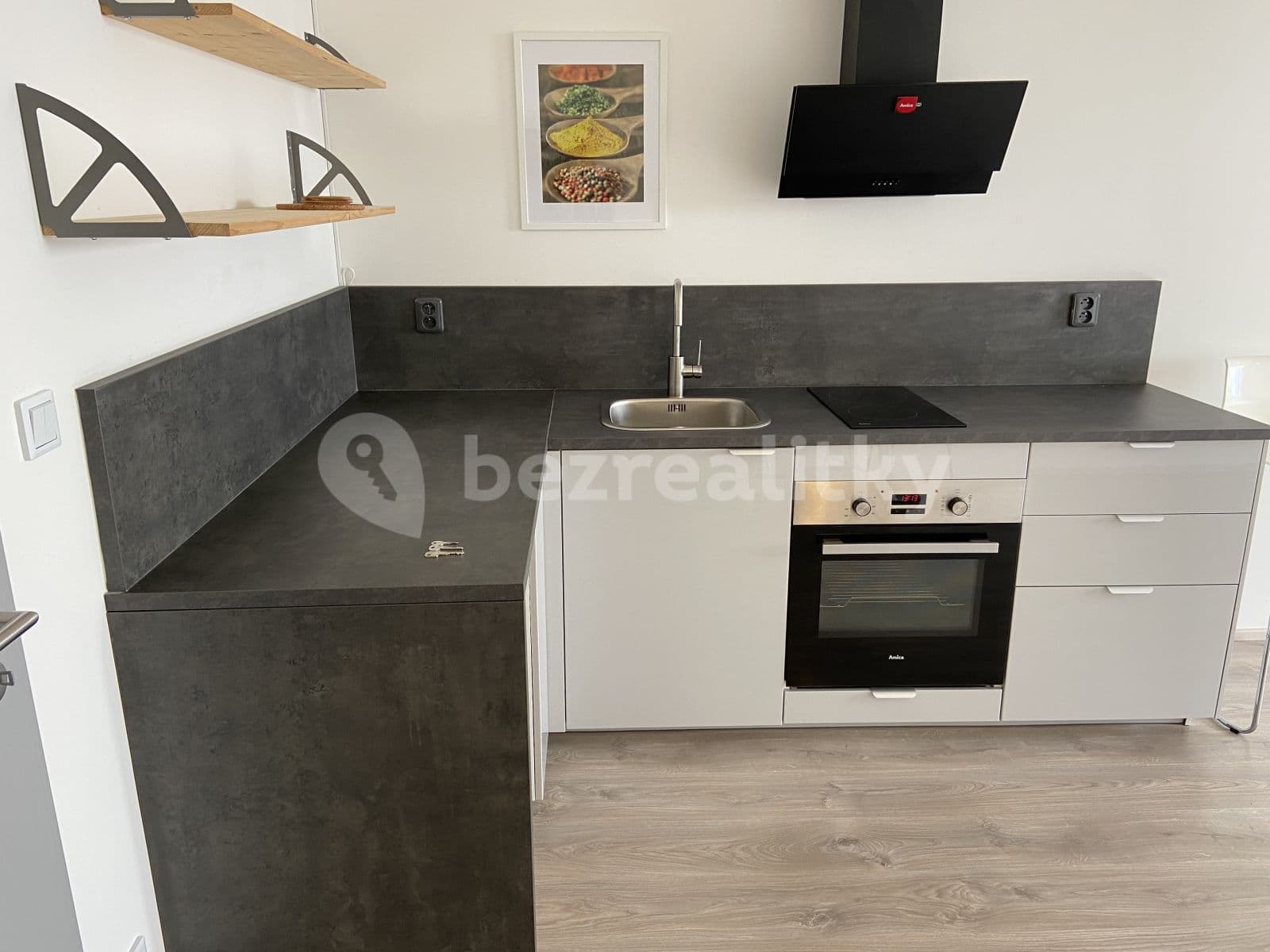 Prenájom bytu 1-izbový 43 m², Premonstrátů, Chýně, Středočeský kraj Prenájom bytu 1-izbový 43 m², Premonstrátů, Chýně, Středočeský kraj