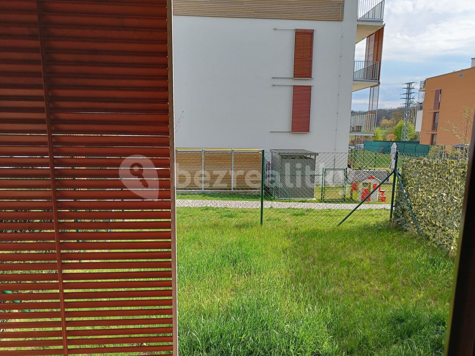 Prenájom bytu 2-izbový 60 m², Okrajová ulice, Hostivice, Středočeský kraj Prenájom bytu 2-izbový 60 m², Okrajová ulice, Hostivice, Středočeský kraj