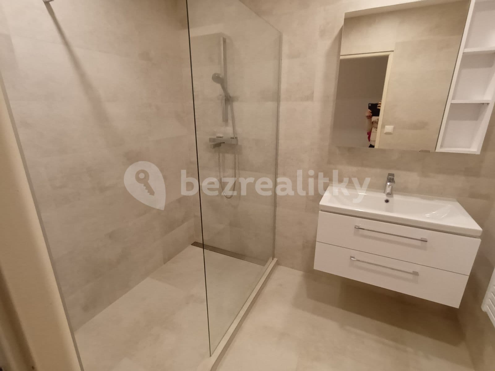 Prenájom bytu 4-izbový 120 m², Zádědina, Zlín, Zlínský kraj Prenájom bytu 4-izbový 120 m², Zádědina, Zlín, Zlínský kraj