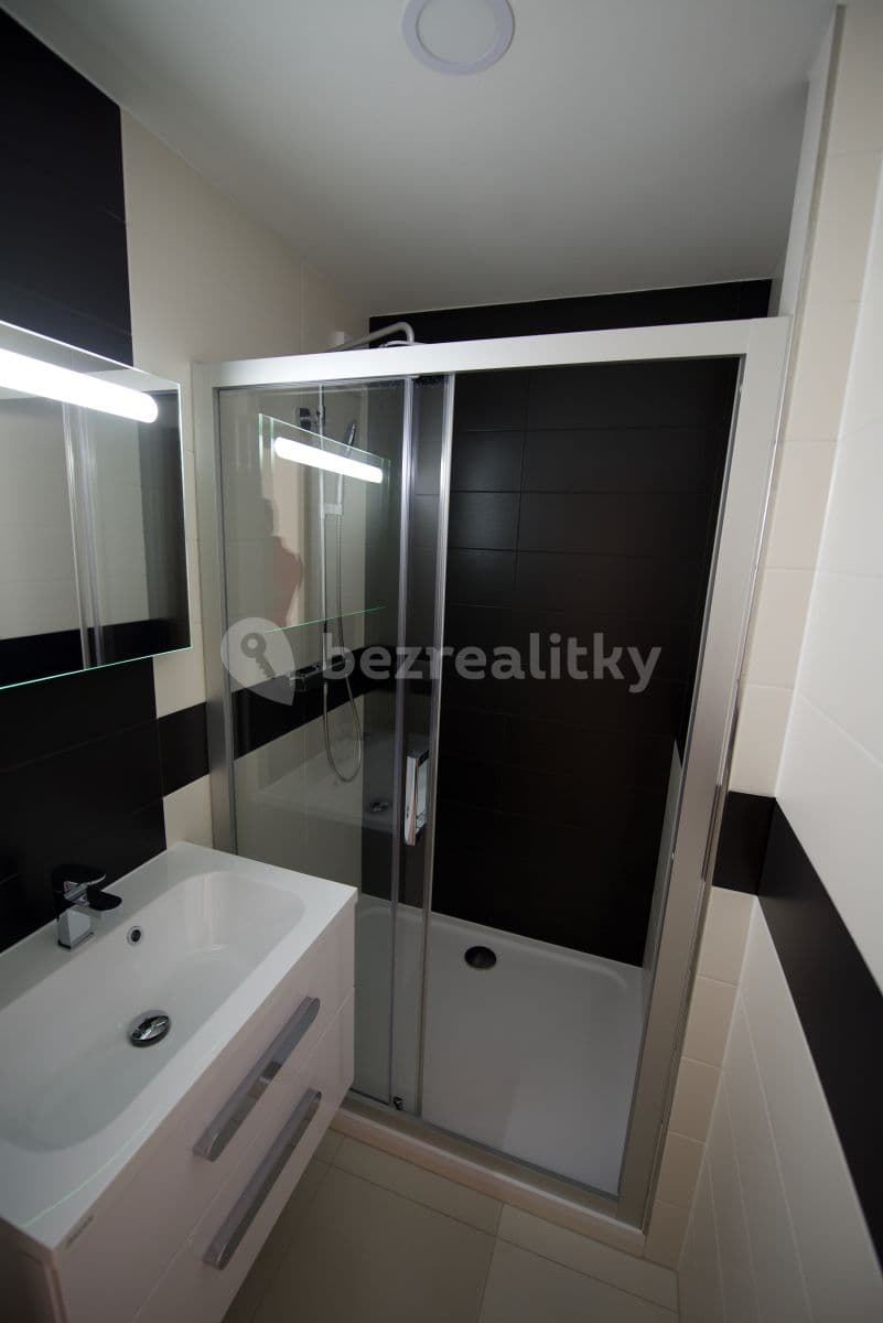 Prenájom bytu 2-izbový 45 m², Zázvorkova, Praha, Praha Prenájom bytu 2-izbový 45 m², Zázvorkova, Praha, Praha