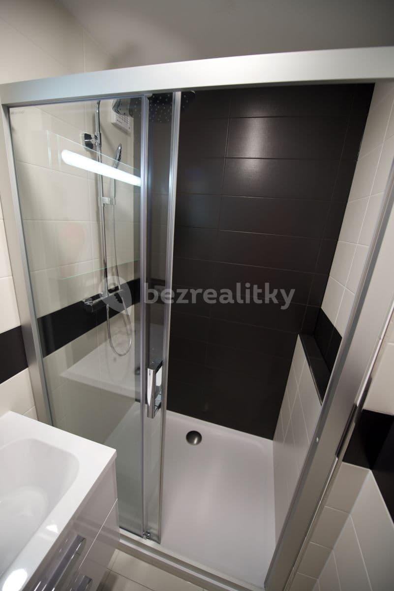 Prenájom bytu 2-izbový 45 m², Zázvorkova, Praha, Praha Prenájom bytu 2-izbový 45 m², Zázvorkova, Praha, Praha