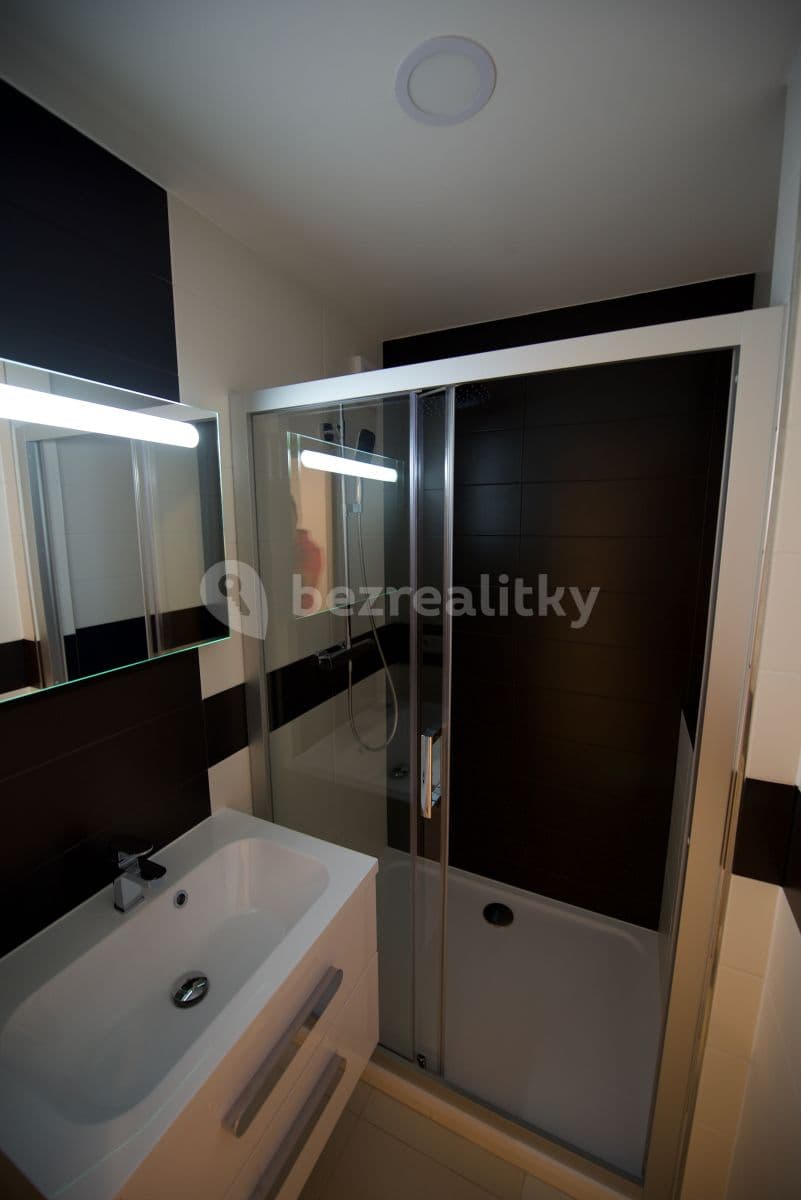 Prenájom bytu 2-izbový 45 m², Zázvorkova, Praha, Praha Prenájom bytu 2-izbový 45 m², Zázvorkova, Praha, Praha