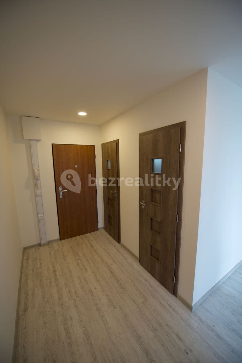 Prenájom bytu 2-izbový 45 m², Zázvorkova, Praha, Praha Prenájom bytu 2-izbový 45 m², Zázvorkova, Praha, Praha