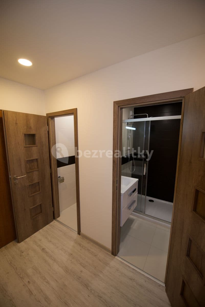 Prenájom bytu 2-izbový 45 m², Zázvorkova, Praha, Praha Prenájom bytu 2-izbový 45 m², Zázvorkova, Praha, Praha