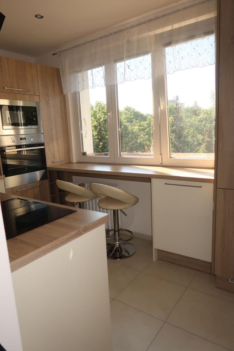 Prenájom bytu 2-izbový 54 m², Nad Alejí, Praha, Praha Prenájom bytu 2-izbový 54 m², Nad Alejí, Praha, Praha