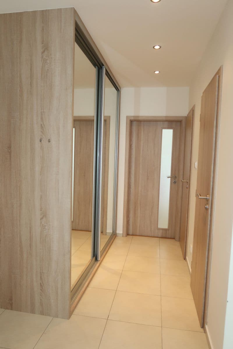 Prenájom bytu 2-izbový 54 m², Nad Alejí, Praha, Praha Prenájom bytu 2-izbový 54 m², Nad Alejí, Praha, Praha