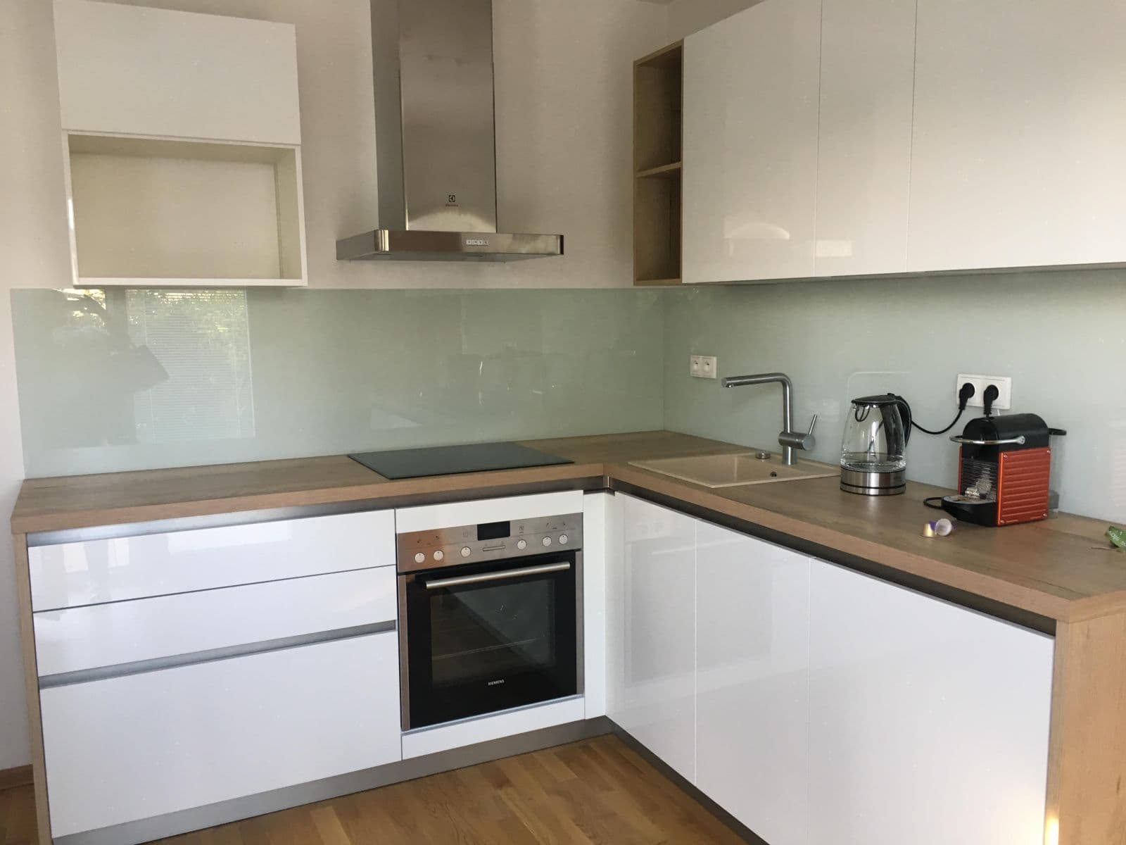 Prenájom bytu 3-izbový 887 m², 5. května, Mníšek pod Brdy, Středočeský kraj Prenájom bytu 3-izbový 887 m², 5. května, Mníšek pod Brdy, Středočeský kraj