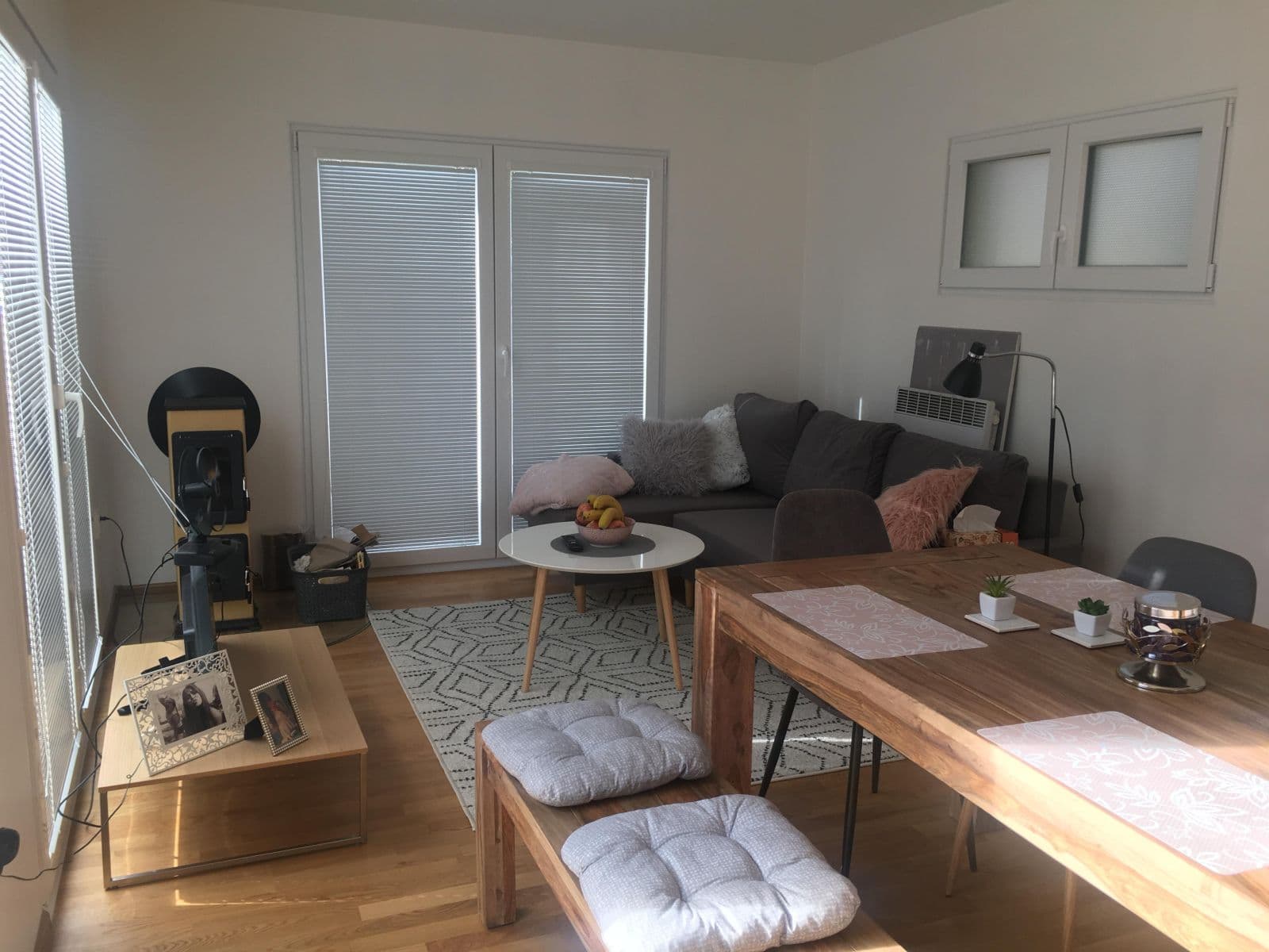 Prenájom bytu 3-izbový 887 m², 5. května, Mníšek pod Brdy, Středočeský kraj Prenájom bytu 3-izbový 887 m², 5. května, Mníšek pod Brdy, Středočeský kraj