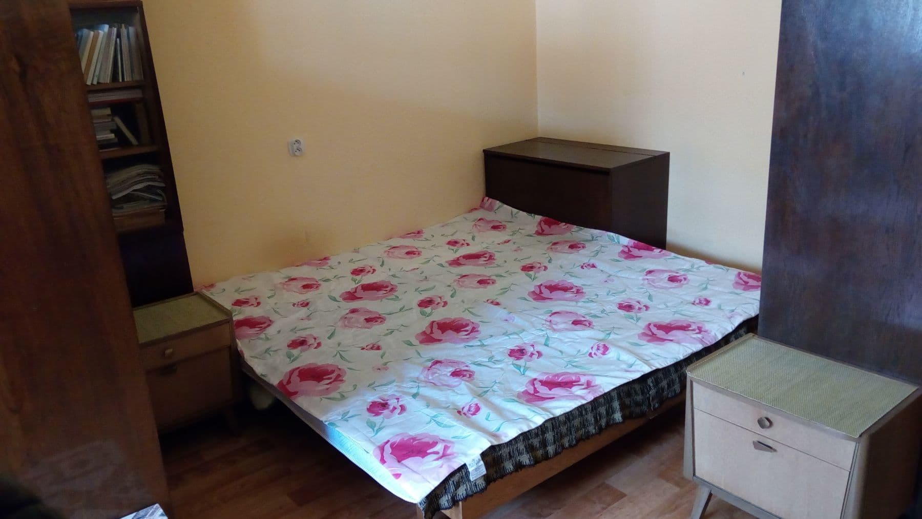 Prenájom bytu 3-izbový 22 m², Na Březince, Praha, Praha Prenájom bytu 3-izbový 22 m², Na Březince, Praha, Praha