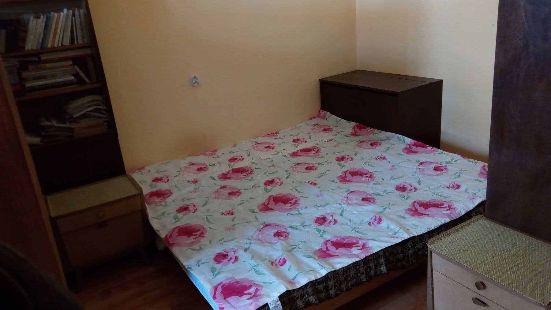 Prenájom bytu 3-izbový 22 m², Na Březince, Praha, Praha Prenájom bytu 3-izbový 22 m², Na Březince, Praha, Praha