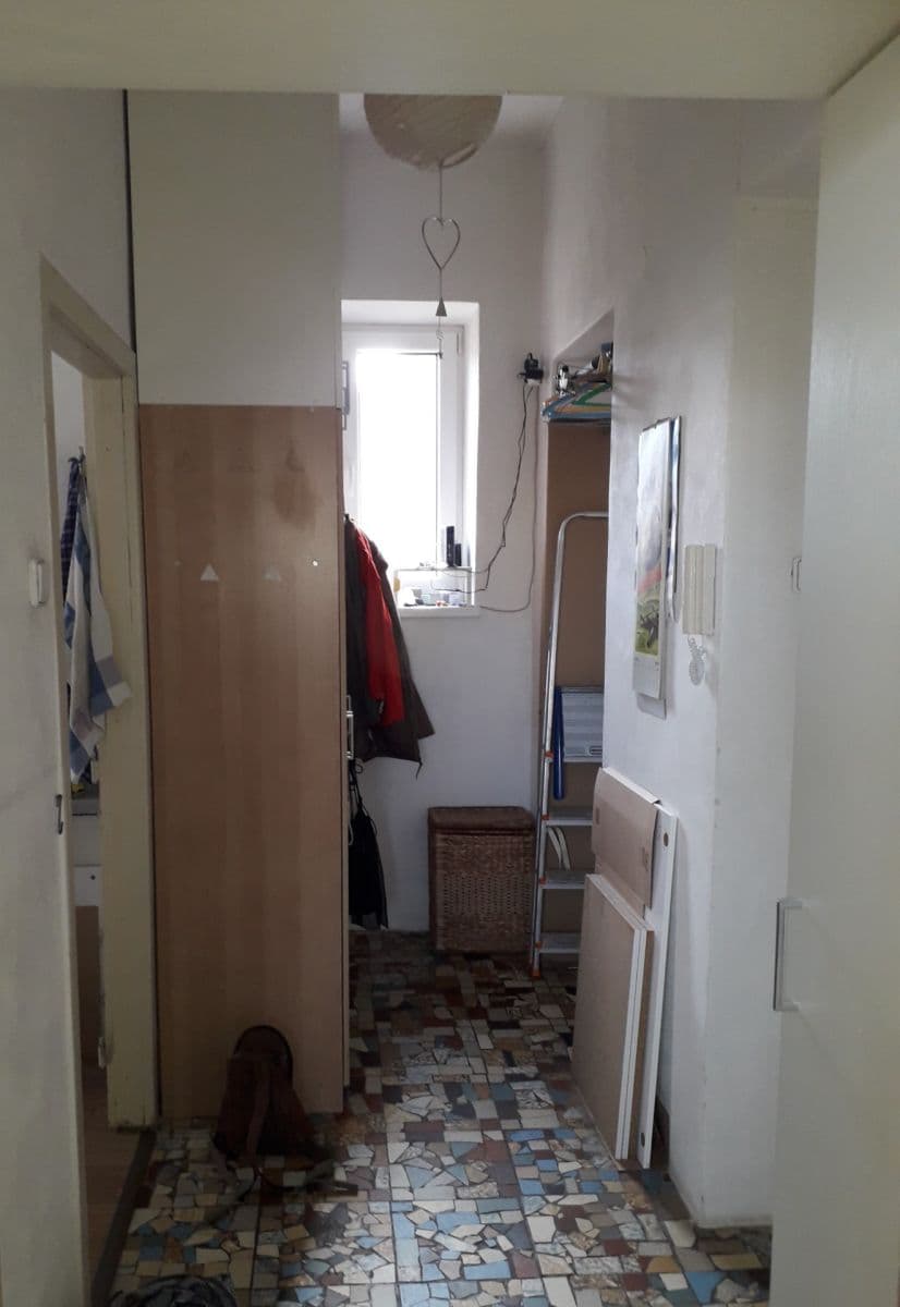 Prenájom bytu 1-izbový 32 m², Blanická, Olomouc, Olomoucký kraj Prenájom bytu 1-izbový 32 m², Blanická, Olomouc, Olomoucký kraj