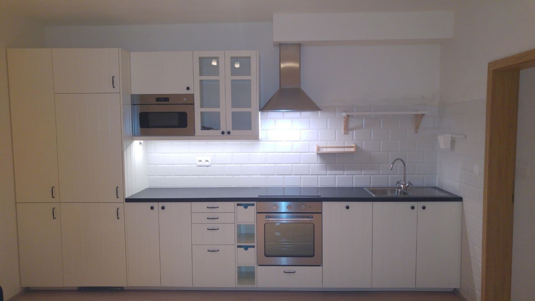 Prenájom bytu 2-izbový 48 m², Ječná, Hostivice, Středočeský kraj Prenájom bytu 2-izbový 48 m², Ječná, Hostivice, Středočeský kraj