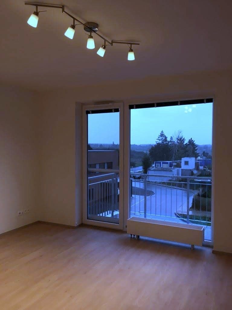 Prenájom bytu 2-izbový 48 m², Ječná, Hostivice, Středočeský kraj Prenájom bytu 2-izbový 48 m², Ječná, Hostivice, Středočeský kraj