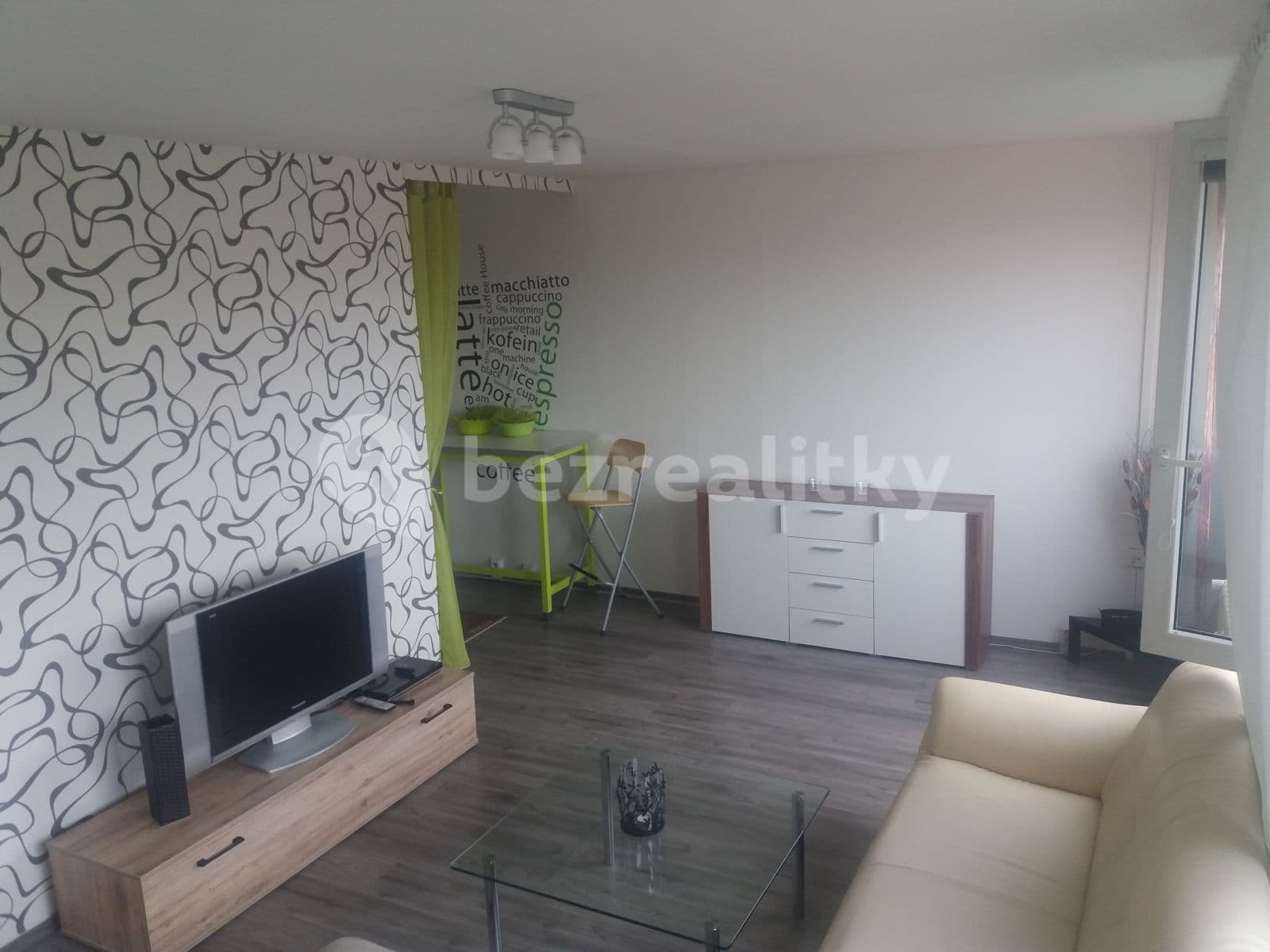 Prenájom bytu 1-izbový 37 m², Nušlova, Praha, Praha Prenájom bytu 1-izbový 37 m², Nušlova, Praha, Praha