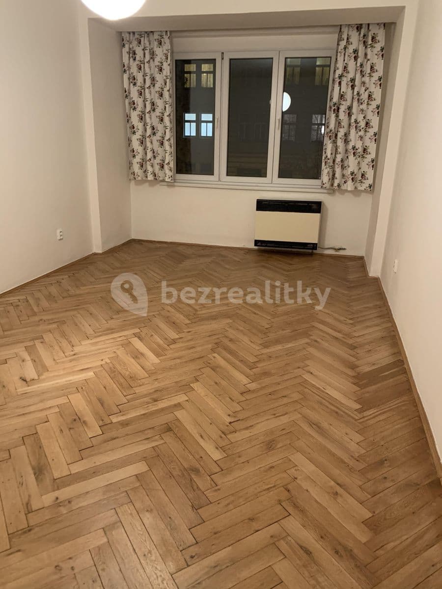 Prenájom bytu 3-izbový 75 m², Dvacátého osmého pluku, Praha, Praha Prenájom bytu 3-izbový 75 m², Dvacátého osmého pluku, Praha, Praha