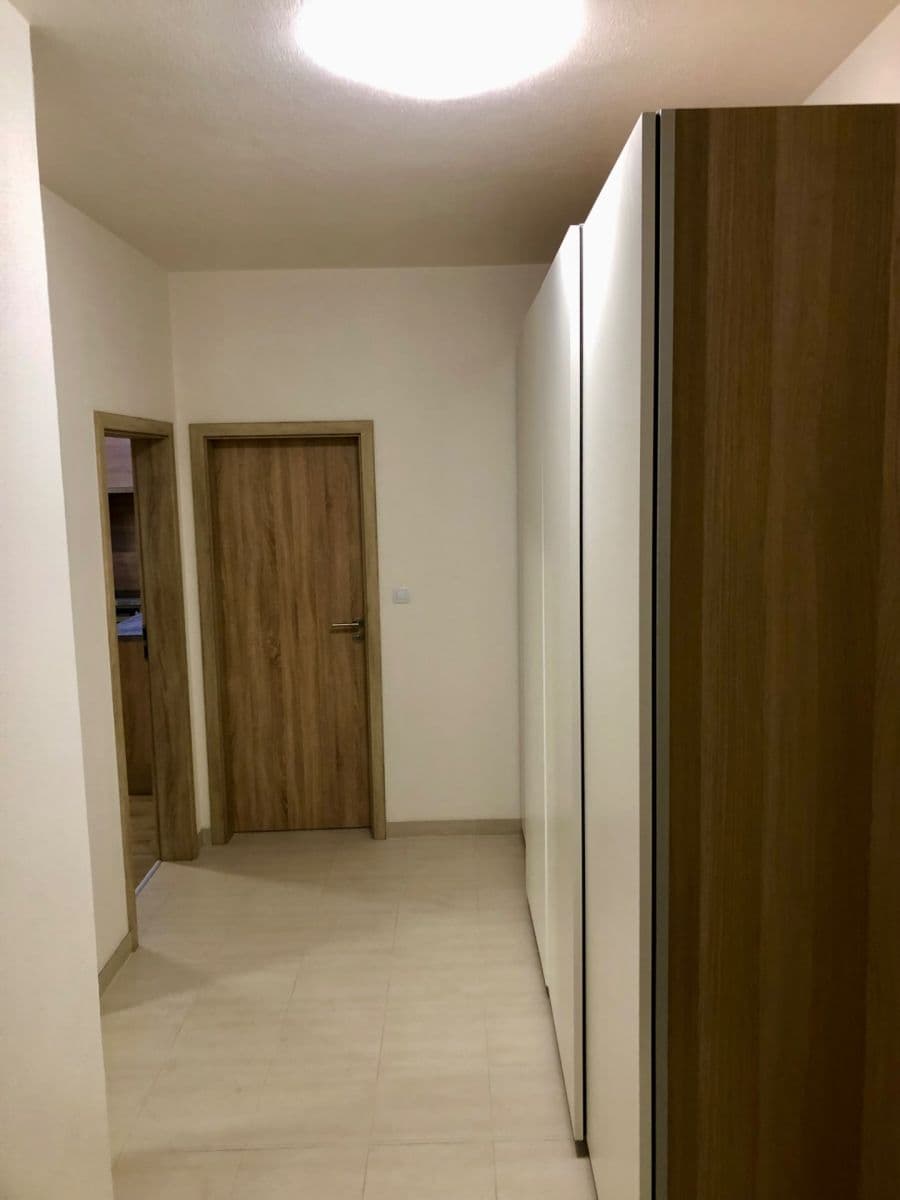 Prenájom bytu 2-izbový 59 m², Poděbradova, Plzeň, Plzeňský kraj Prenájom bytu 2-izbový 59 m², Poděbradova, Plzeň, Plzeňský kraj