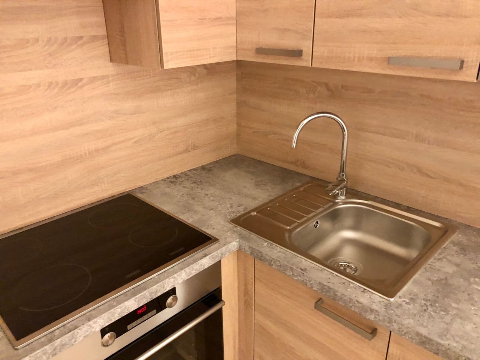 Prenájom bytu 2-izbový 59 m², Poděbradova, Plzeň, Plzeňský kraj Prenájom bytu 2-izbový 59 m², Poděbradova, Plzeň, Plzeňský kraj