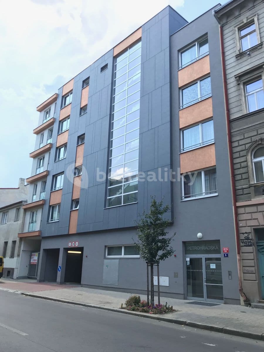 Prenájom bytu 1-izbový 30 m², Petrohradská, Praha, Praha Prenájom bytu 1-izbový 30 m², Petrohradská, Praha, Praha