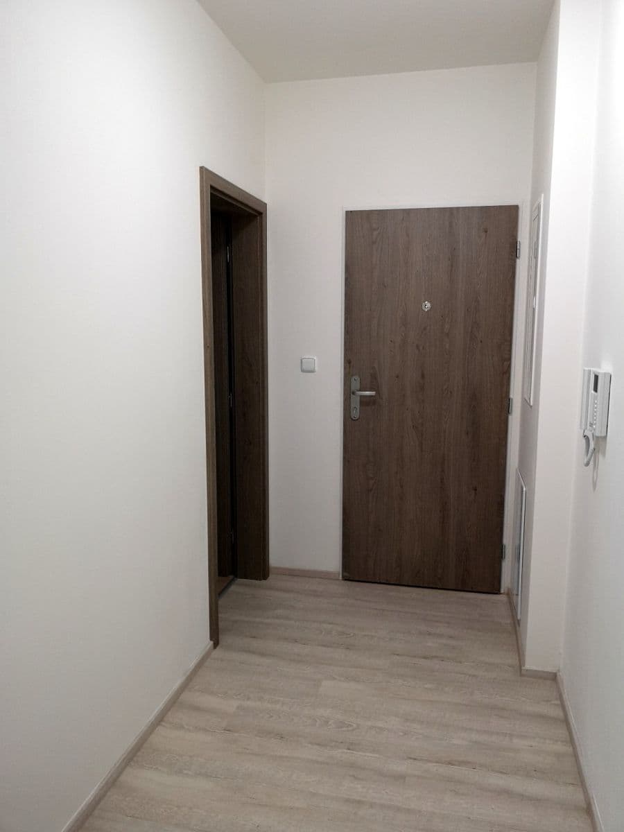Prenájom bytu 2-izbový 60 m², Kadečkové, Praha, Praha Prenájom bytu 2-izbový 60 m², Kadečkové, Praha, Praha