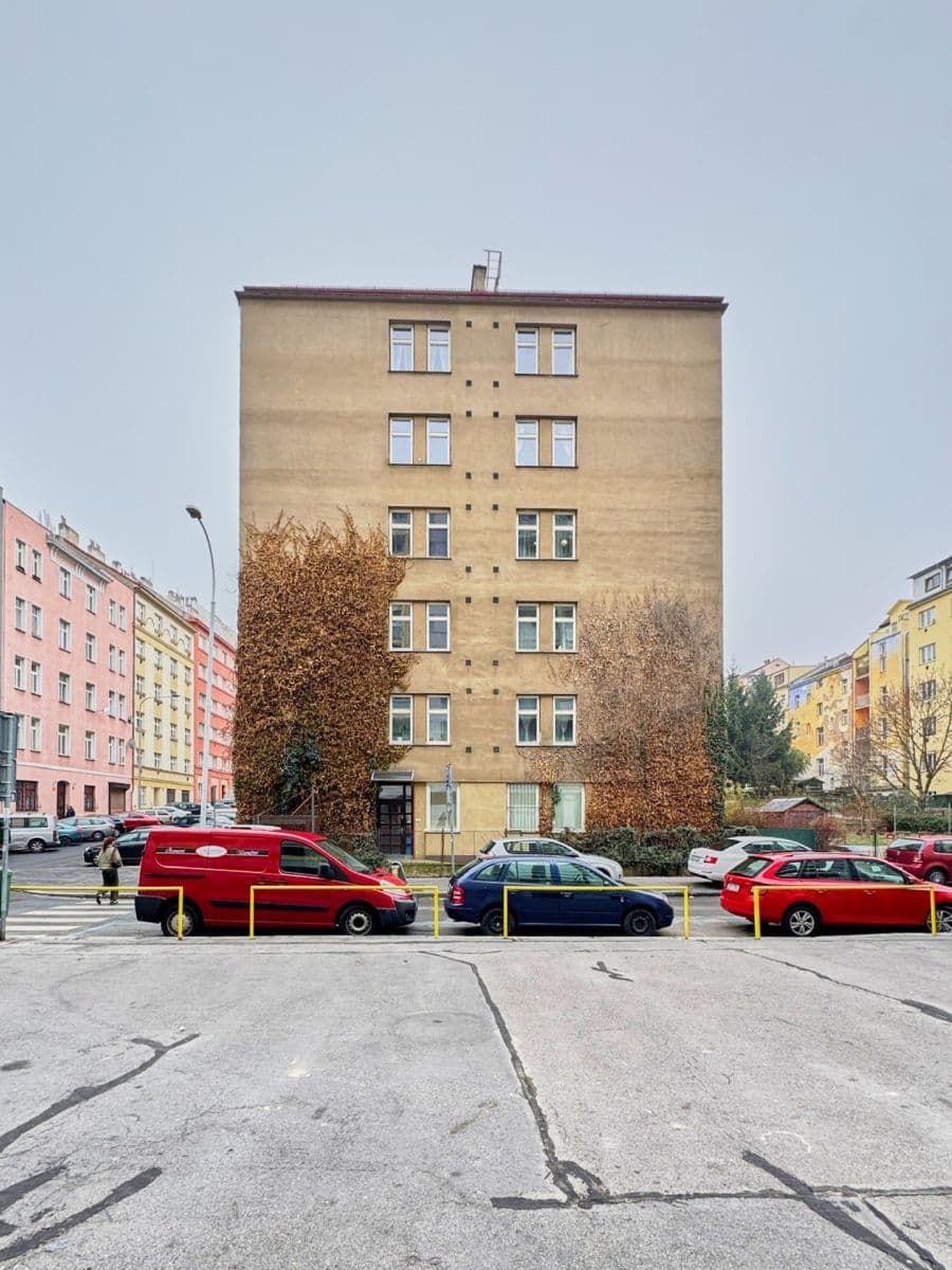 Prenájom bytu 1-izbový 39 m², Sudoměřská, Praha, Praha Prenájom bytu 1-izbový 39 m², Sudoměřská, Praha, Praha