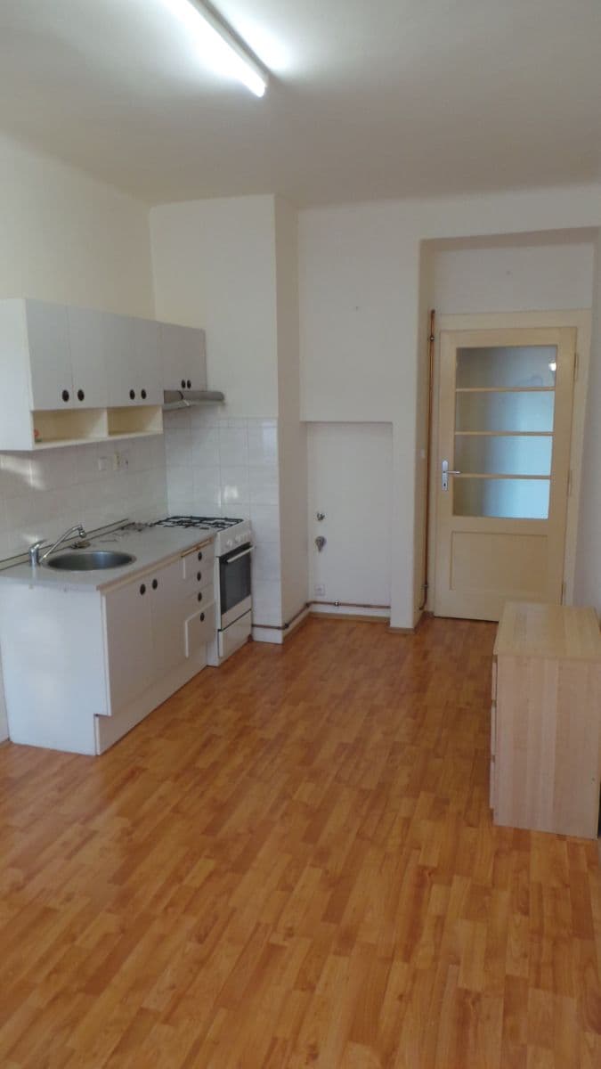 Prenájom bytu 1-izbový 39 m², Sudoměřská, Praha, Praha Prenájom bytu 1-izbový 39 m², Sudoměřská, Praha, Praha