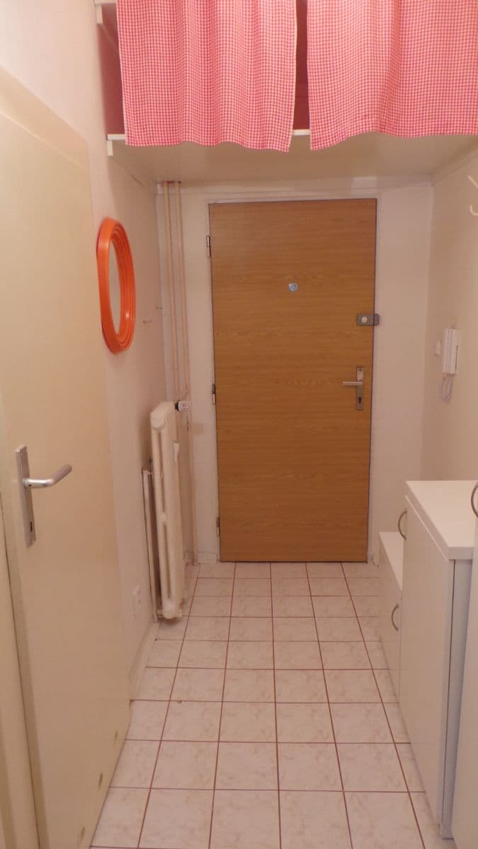 Prenájom bytu 1-izbový 39 m², Sudoměřská, Praha, Praha Prenájom bytu 1-izbový 39 m², Sudoměřská, Praha, Praha