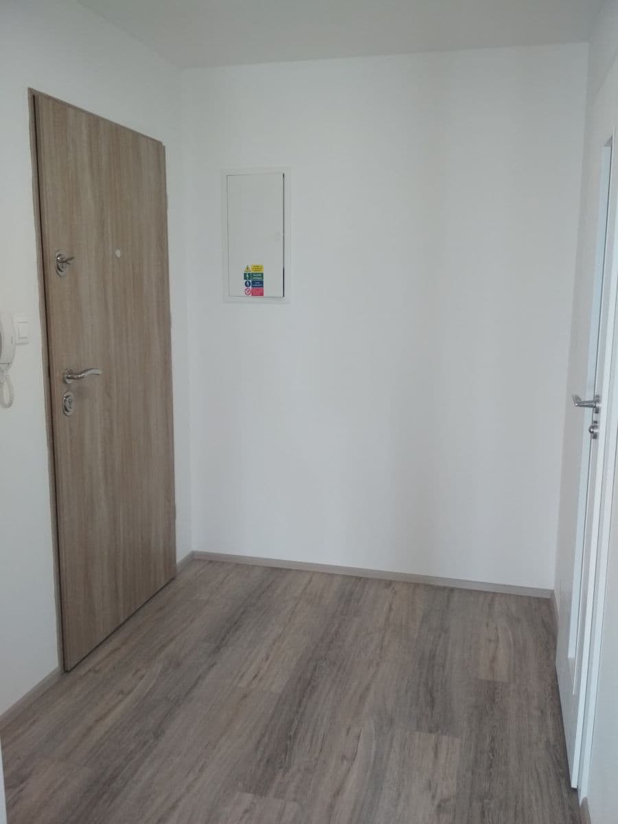 Prenájom bytu 1-izbový 37 m², Selská, Brno, Jihomoravský kraj Prenájom bytu 1-izbový 37 m², Selská, Brno, Jihomoravský kraj