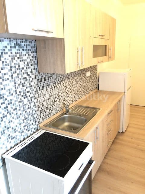 Prenájom bytu 2-izbový 48 m², Ke Strašnické, Praha, Praha Prenájom bytu 2-izbový 48 m², Ke Strašnické, Praha, Praha