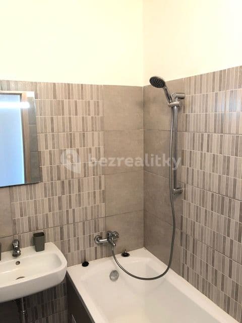 Prenájom bytu 2-izbový 48 m², Ke Strašnické, Praha, Praha Prenájom bytu 2-izbový 48 m², Ke Strašnické, Praha, Praha