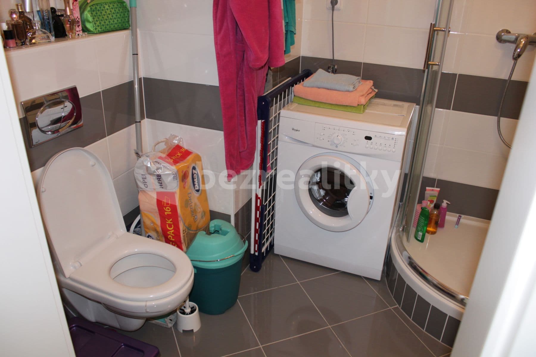 Prenájom bytu 1-izbový 30 m², Prušánecká, Praha, Praha Prenájom bytu 1-izbový 30 m², Prušánecká, Praha, Praha