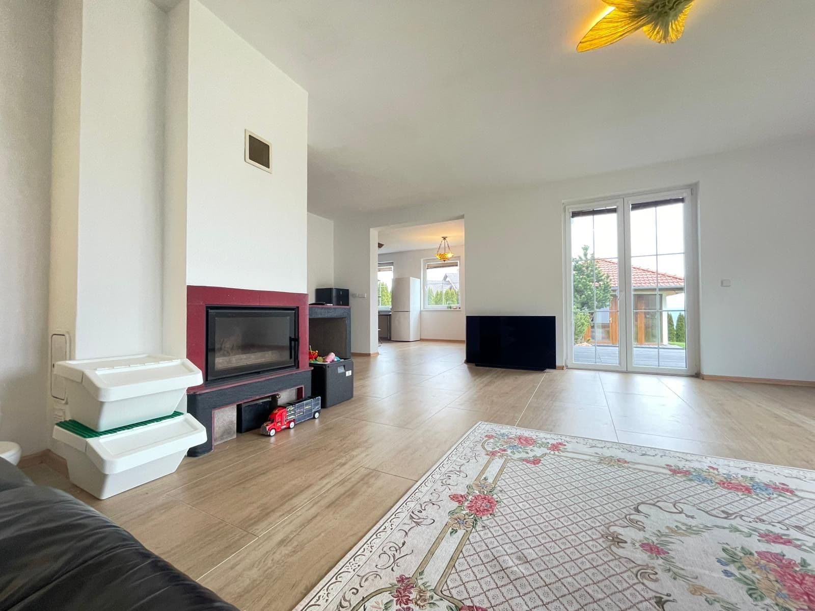 Prenájom domu 140 m², pozemek 1.000 m², K Rohu, Jenišov, Karlovarský kraj Prenájom domu 140 m², pozemek 1.000 m², K Rohu, Jenišov, Karlovarský kraj