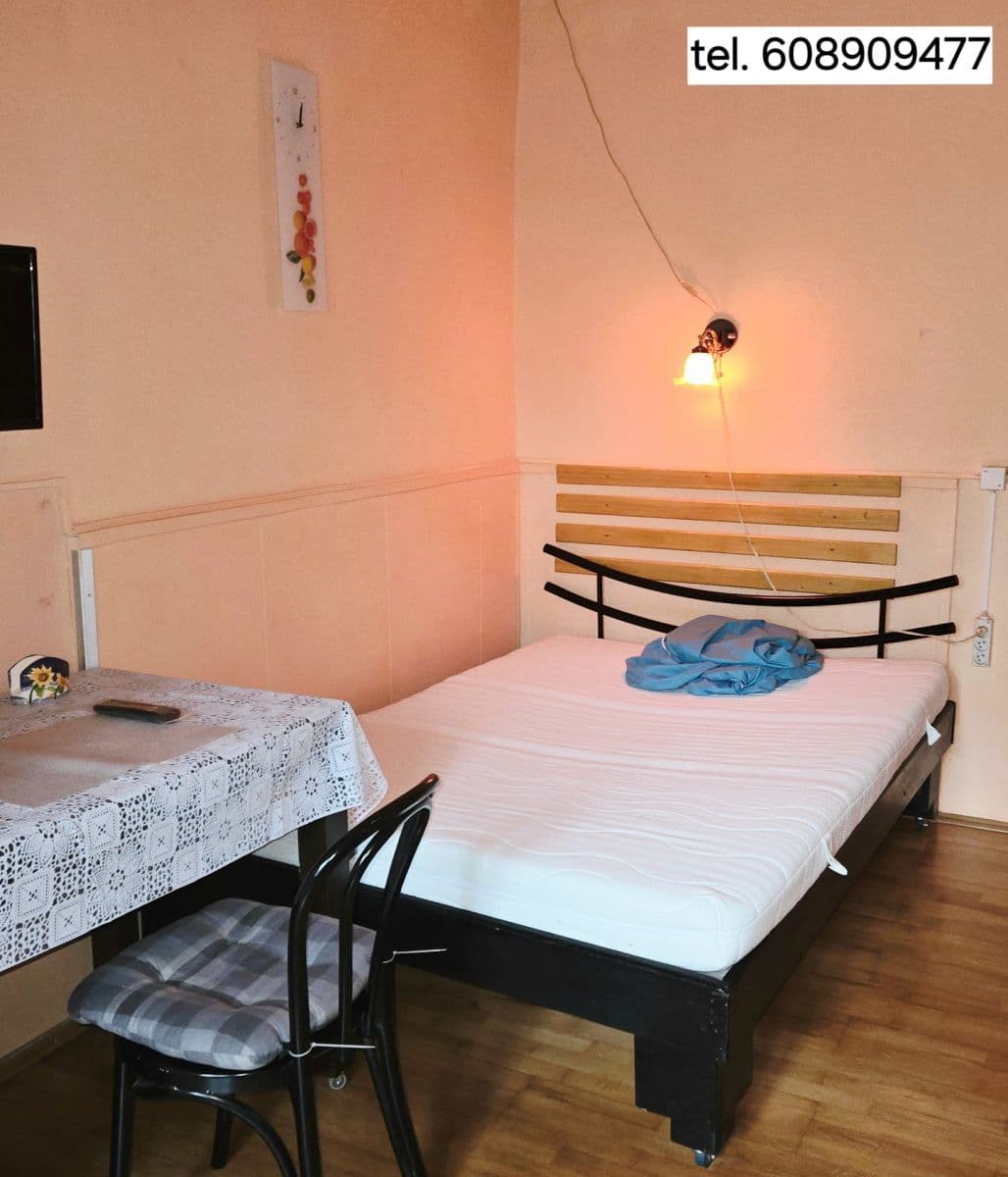 Prenájom bytu Garsoniéra 21 m², Pelnářova, Praha, Praha Prenájom bytu Garsoniéra 21 m², Pelnářova, Praha, Praha