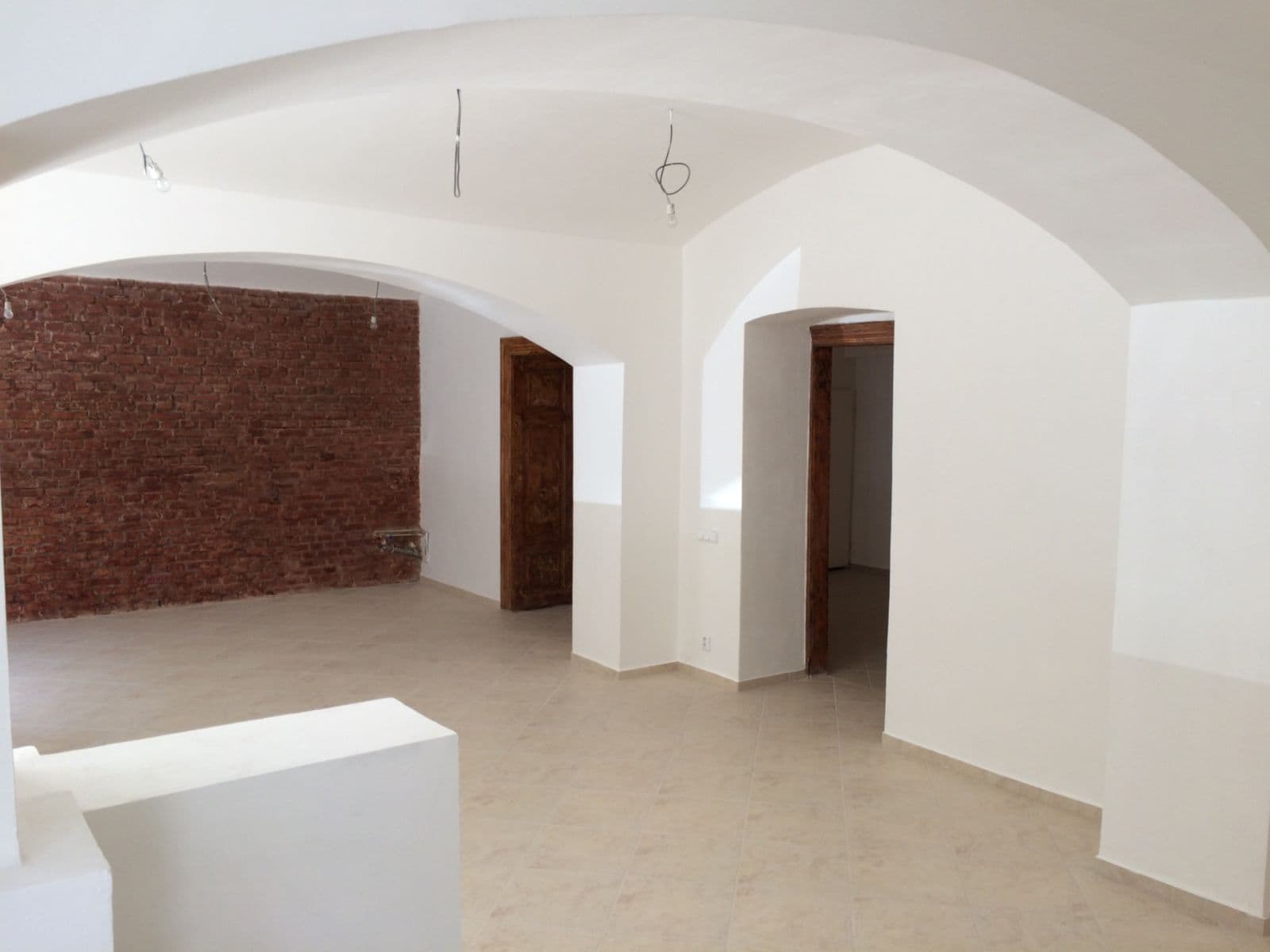Prenájom nebytového priestoru 140 m², Mánesova, Praha, Praha Prenájom nebytového priestoru 140 m², Mánesova, Praha, Praha