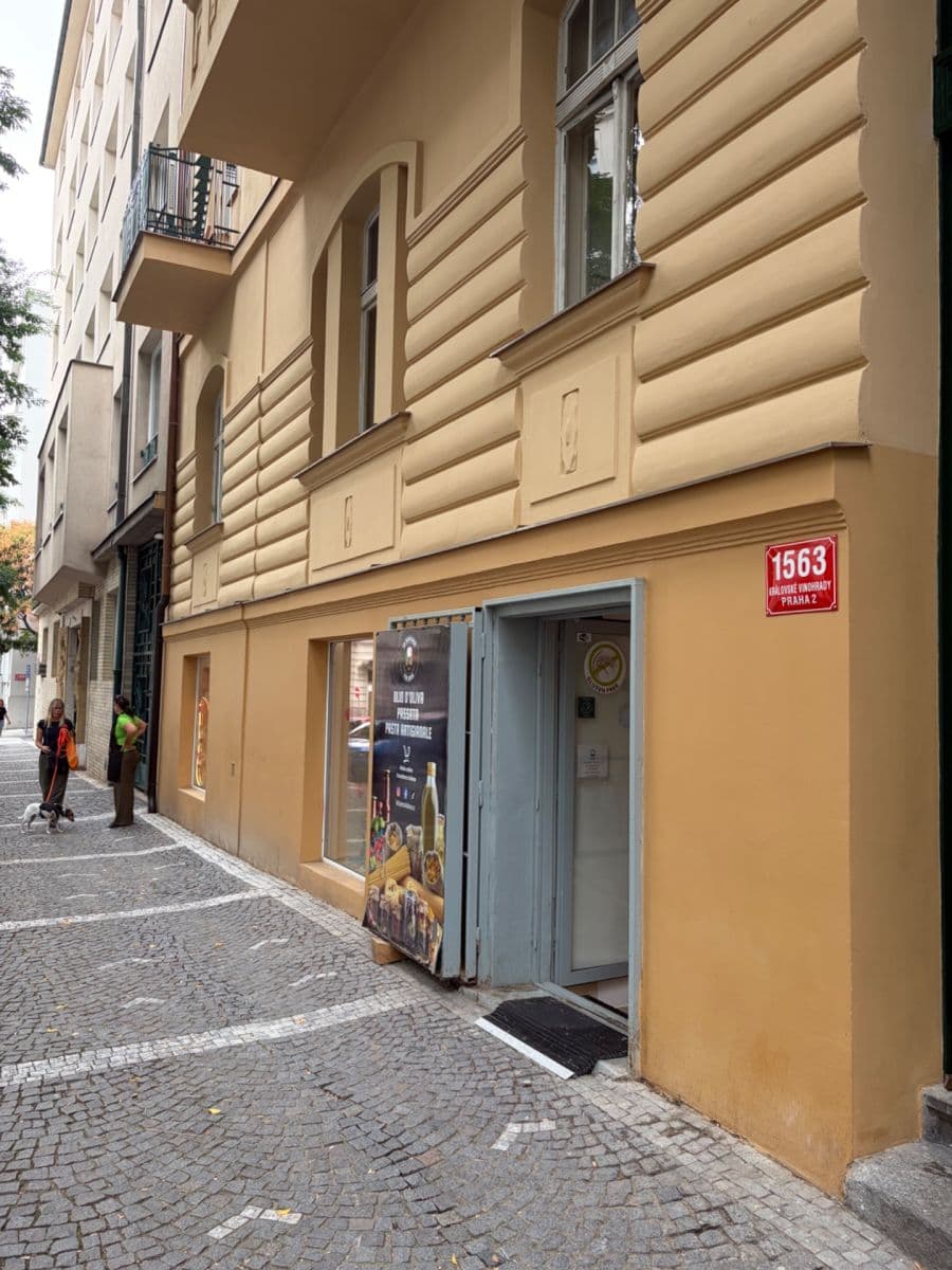 Prenájom nebytového priestoru 140 m², Mánesova, Praha, Praha Prenájom nebytového priestoru 140 m², Mánesova, Praha, Praha