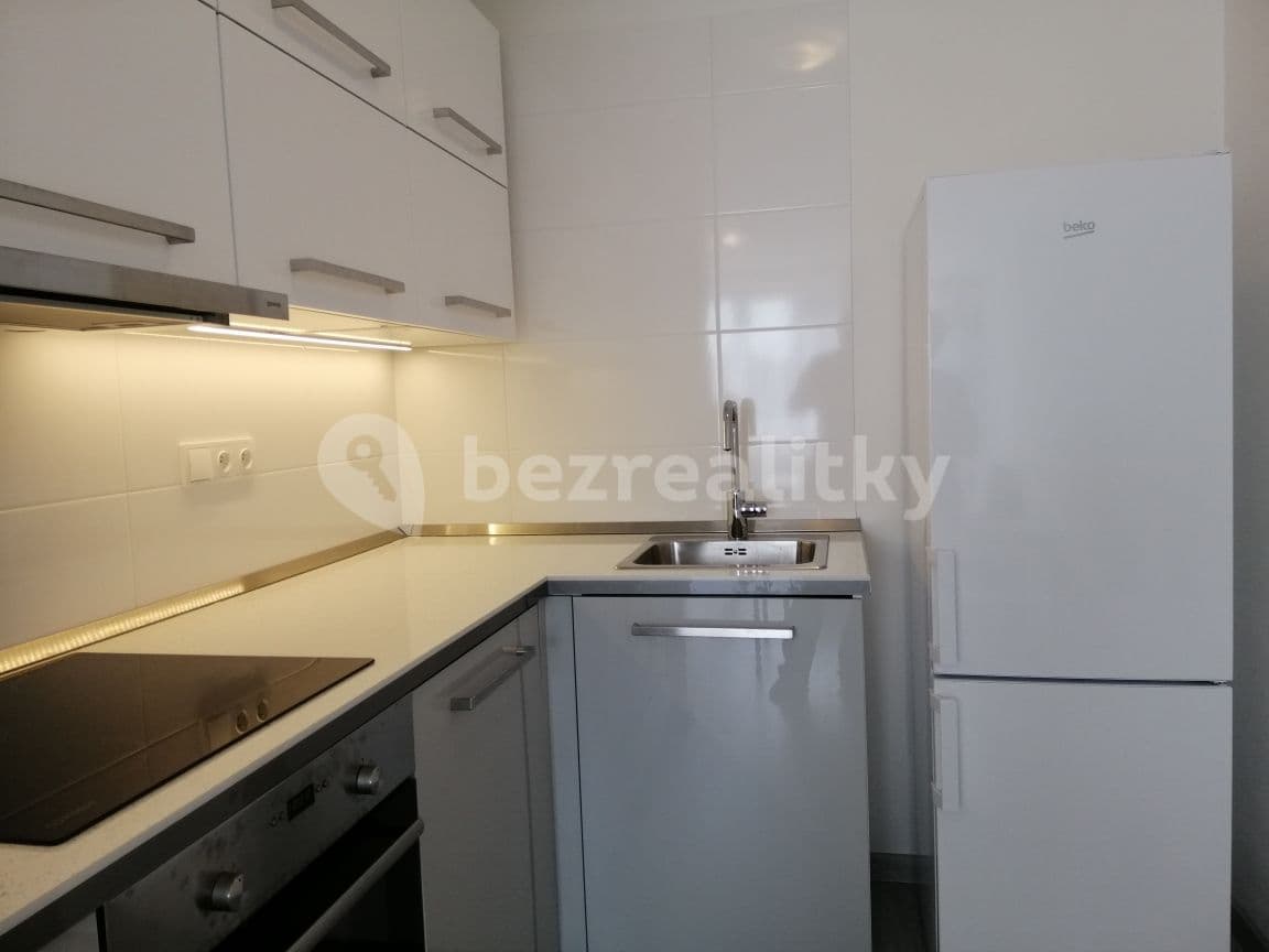 Prenájom bytu 2-izbový 43 m², Kardašovská, Praha, Praha Prenájom bytu 2-izbový 43 m², Kardašovská, Praha, Praha