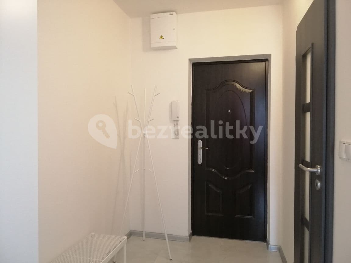 Prenájom bytu 2-izbový 43 m², Kardašovská, Praha, Praha Prenájom bytu 2-izbový 43 m², Kardašovská, Praha, Praha
