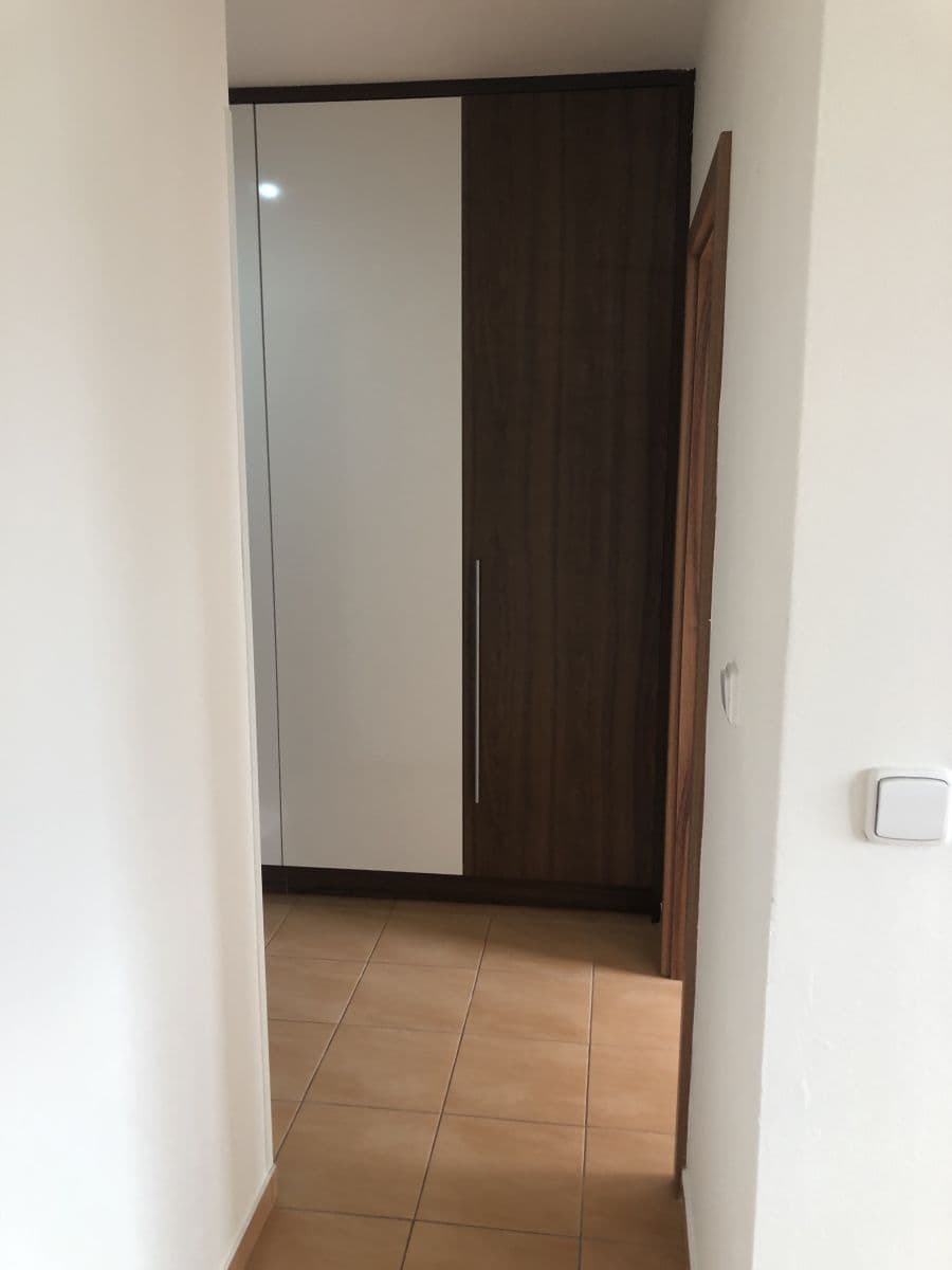 Prenájom bytu 2-izbový 40 m², Italská, Kladno, Středočeský kraj Prenájom bytu 2-izbový 40 m², Italská, Kladno, Středočeský kraj