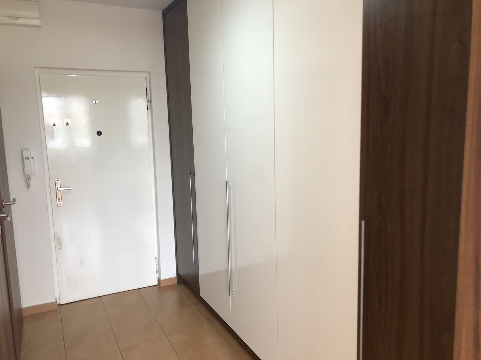 Prenájom bytu 2-izbový 40 m², Italská, Kladno, Středočeský kraj Prenájom bytu 2-izbový 40 m², Italská, Kladno, Středočeský kraj