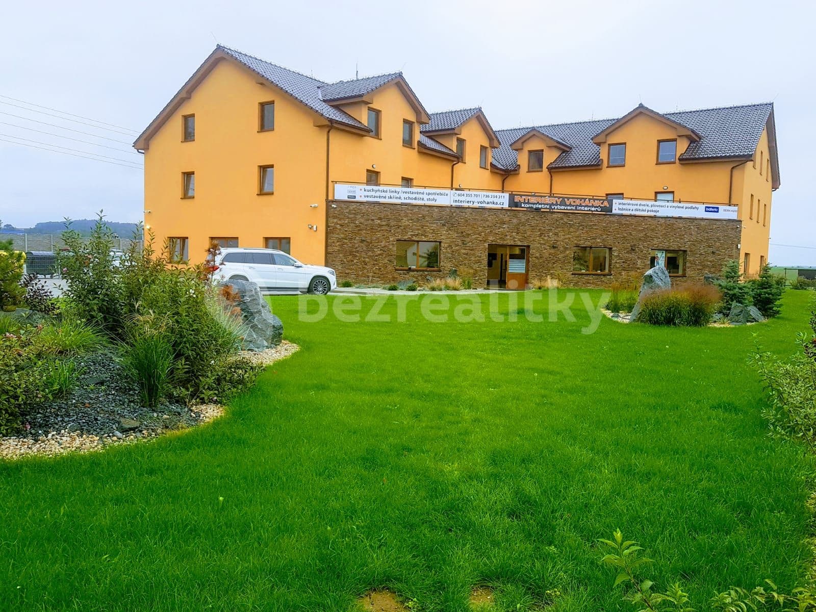 Prenájom nebytového priestoru 190 m², 1136, Rostoklaty, Středočeský kraj Prenájom nebytového priestoru 190 m², 1136, Rostoklaty, Středočeský kraj