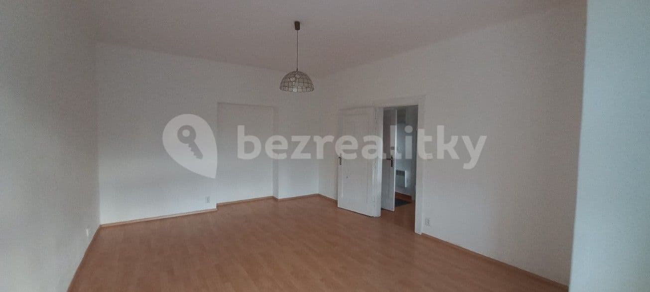 Prenájom bytu 1-izbový 33 m², Počernická, Praha, Praha
