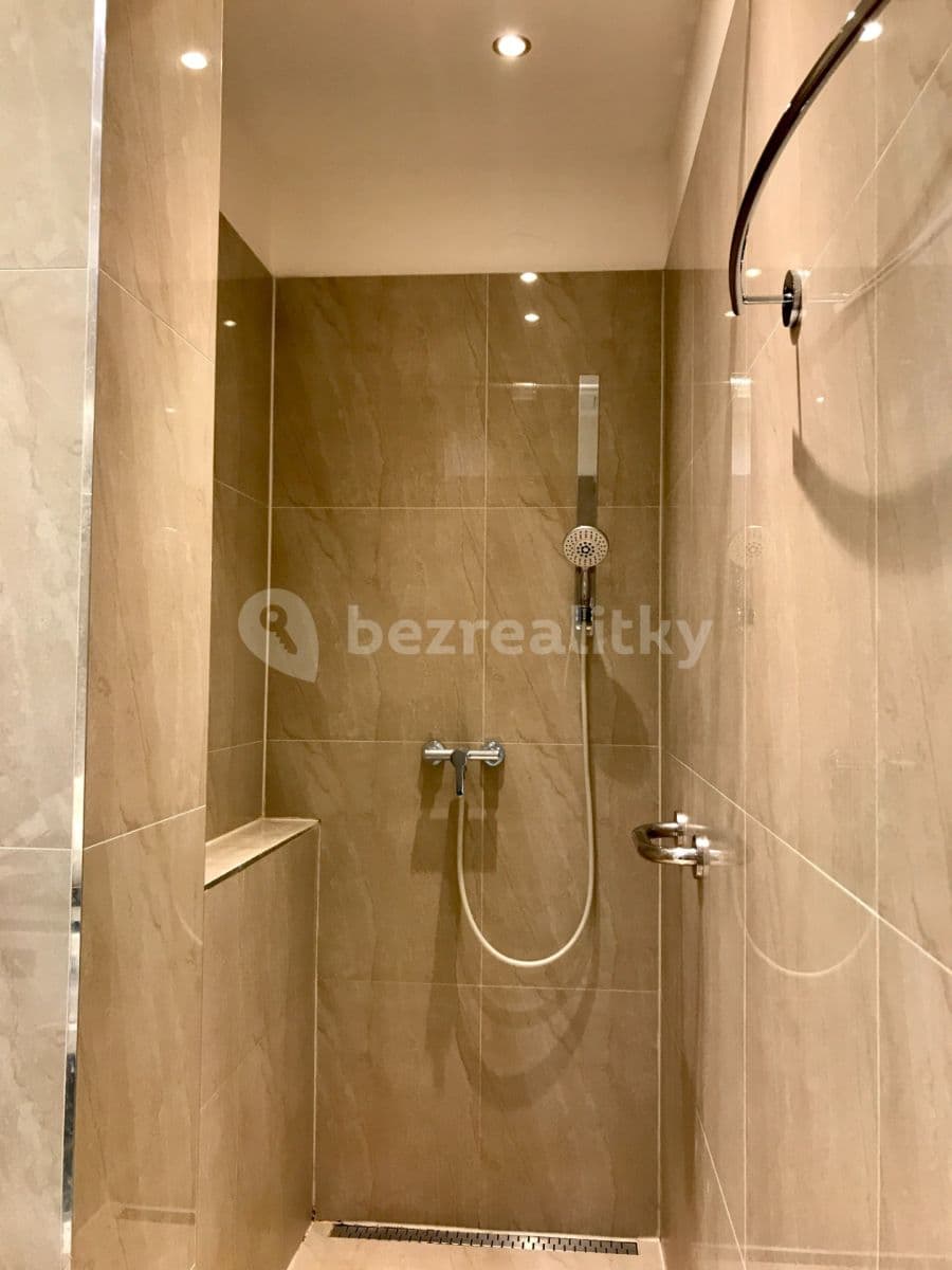 Prenájom bytu 2-izbový 72 m², Milady Horákové, Praha, Praha Prenájom bytu 2-izbový 72 m², Milady Horákové, Praha, Praha